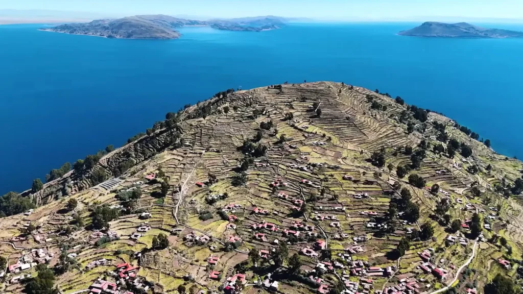 Isla Taquile Pueblo 1 Mirador